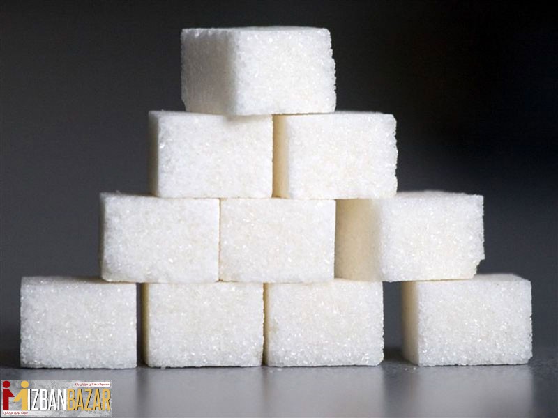 قرار دادن دسته های قند روی هم